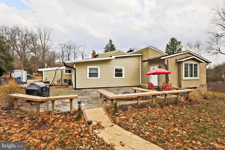 7125 Carol Ln, Falls Church, Virginia 22042