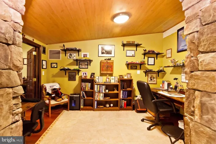 7125 Carol Ln, Falls Church, Virginia 22042