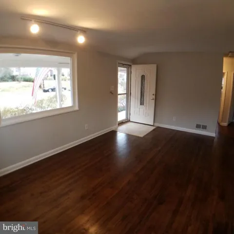 7222 Janet Pl, Falls Church, Virginia 22046