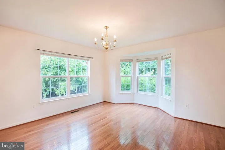 10558 Crooked Branch Ct, Manassas, Virginia 20112