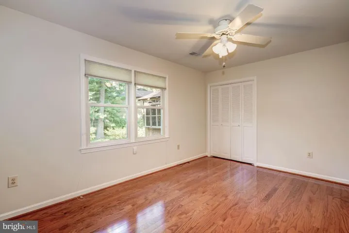6800 Sprucedale Ct, Annandale, Virginia 22003