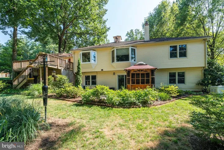 6800 Sprucedale Ct, Annandale, Virginia 22003