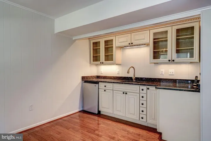 6800 Sprucedale Ct, Annandale, Virginia 22003