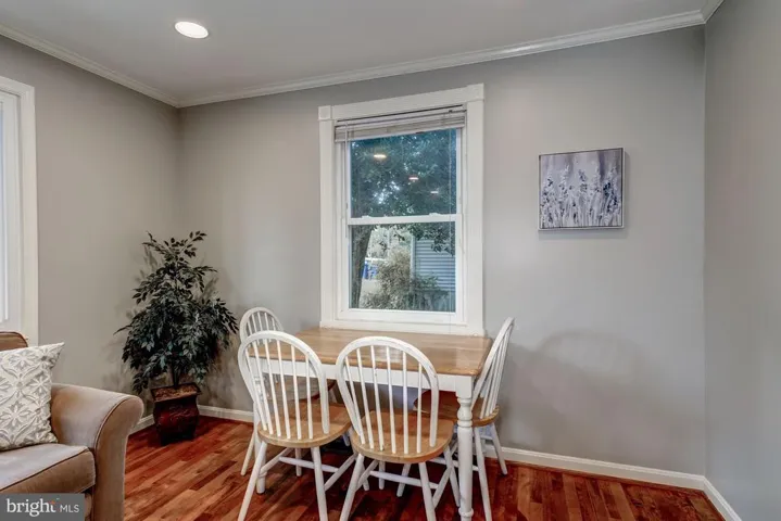 3119 Chepstow Ln, Falls Church, Virginia 22042