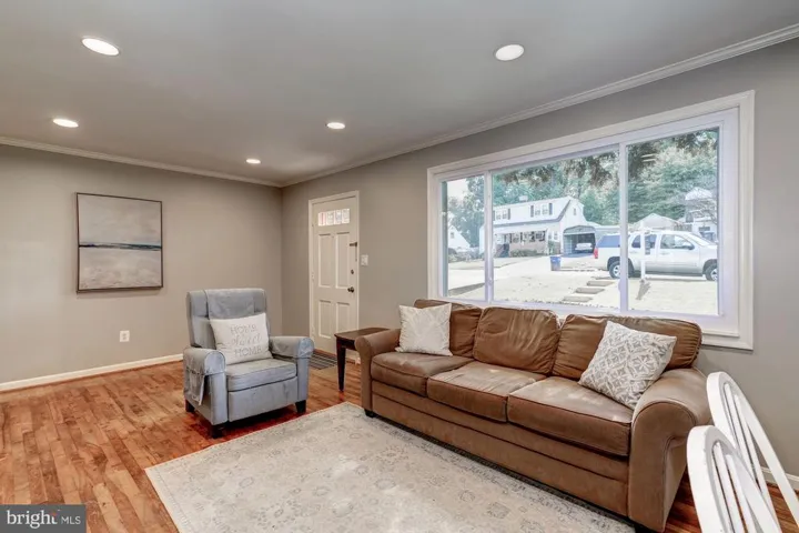 3119 Chepstow Ln, Falls Church, Virginia 22042
