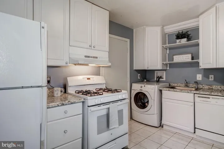 3119 Chepstow Ln, Falls Church, Virginia 22042