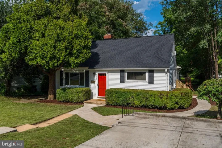 3119 Chepstow Ln, Falls Church, Virginia 22042