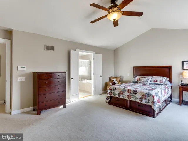8416 Black Stallion Pl, Vienna, Virginia 22182