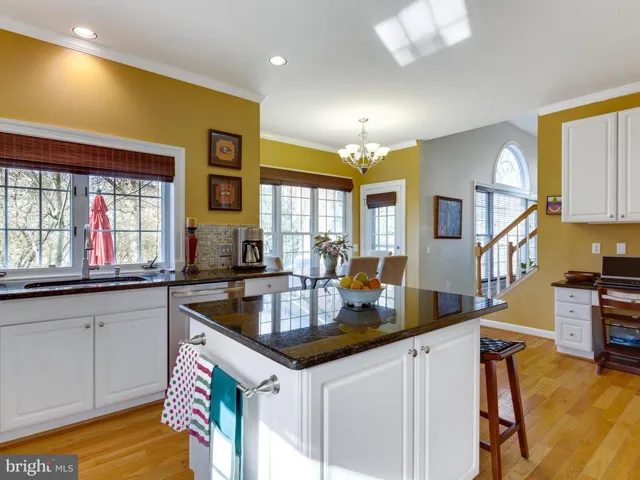 8416 Black Stallion Pl, Vienna, Virginia 22182