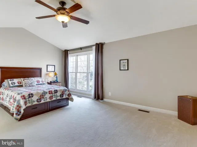 8416 Black Stallion Pl, Vienna, Virginia 22182