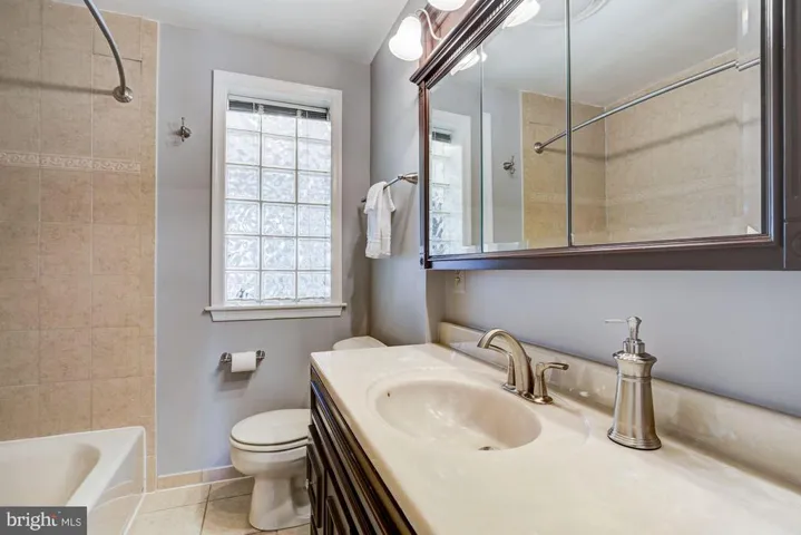 2207 Minor St, Alexandria, Virginia 22302