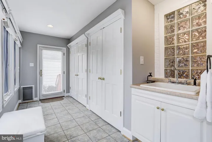 2207 Minor St, Alexandria, Virginia 22302