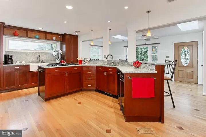 7000 Vagabond Dr, Falls Church, Virginia 22042