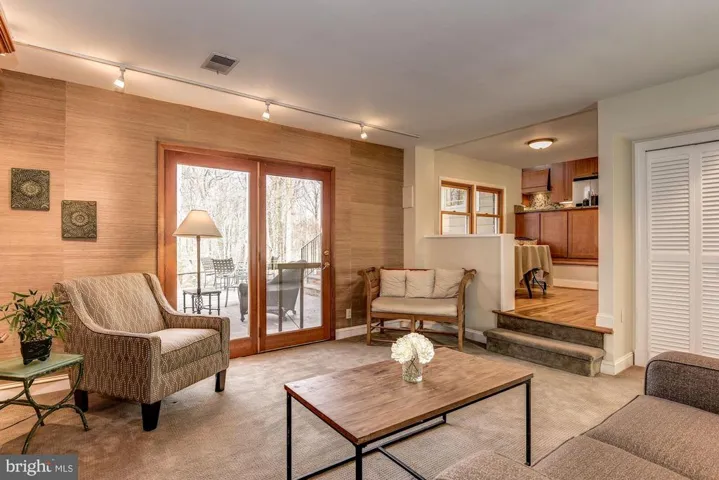 6800 Murray Ln, Annandale, Virginia 22003