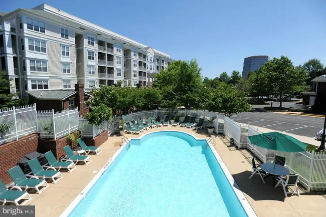 1645 International Dr #419, Mclean, Virginia 22102