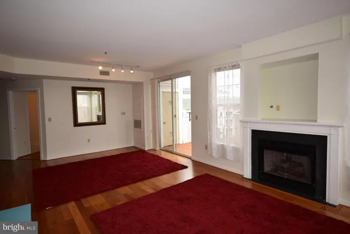 1645 International Dr #419, Mclean, Virginia 22102