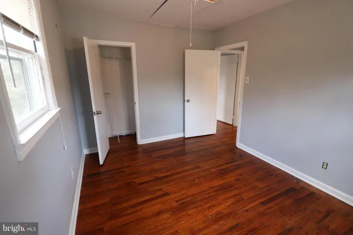 8328 Hilltop Ave, Vienna, Virginia 22182