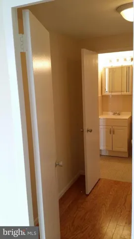 4600 Duke St #1214, Alexandria, Virginia 22304