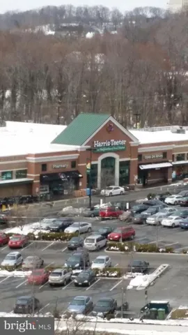 4600 Duke St #1214, Alexandria, Virginia 22304