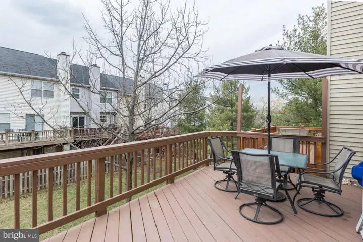 5614 Oakham Pl, Centreville, Virginia 20120