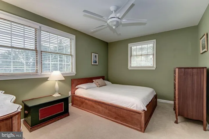 3907 Oak Hill Dr, Annandale, Virginia 22003