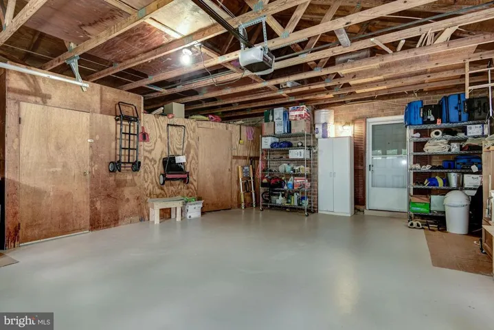 3907 Oak Hill Dr, Annandale, Virginia 22003