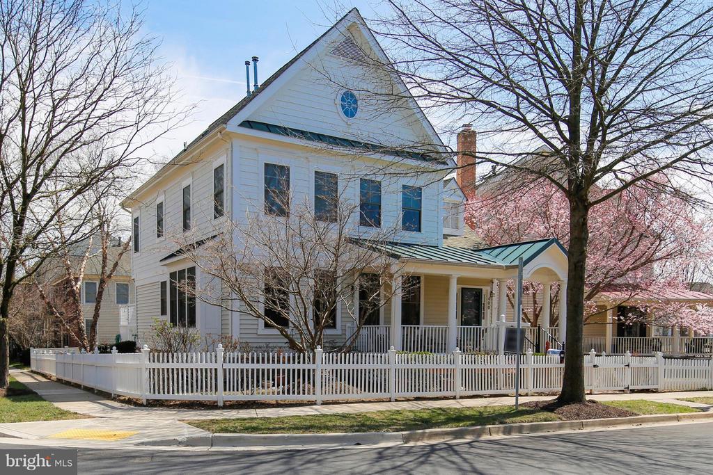 400 RIDGEMONT AVENUE, ROCKVILLE, MD 20850