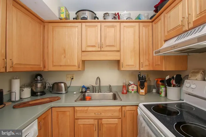 151 Virginia Ave S #390, Falls Church, Virginia 22046