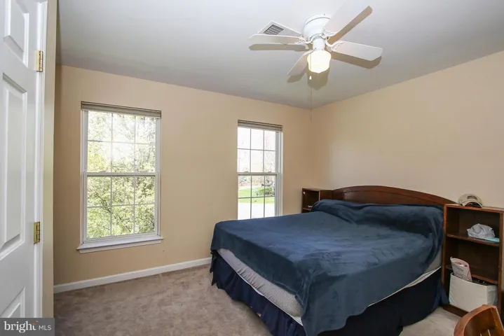13266 Amblewood Dr, Manassas, Virginia 20112
