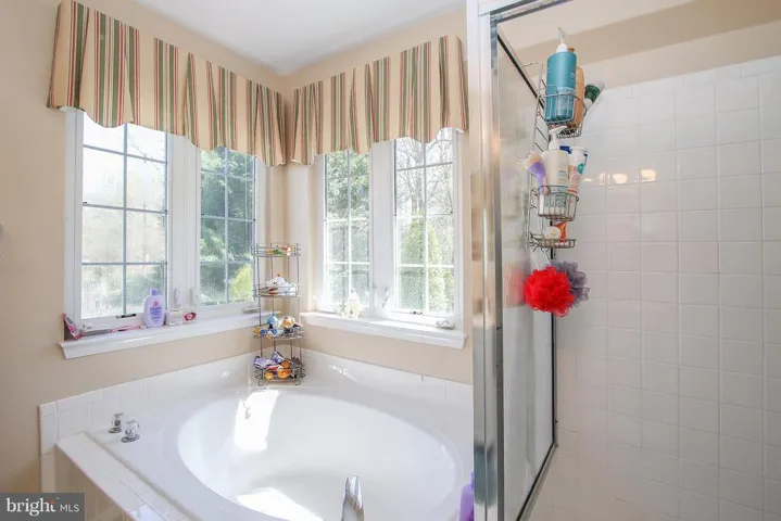 13266 Amblewood Dr, Manassas, Virginia 20112