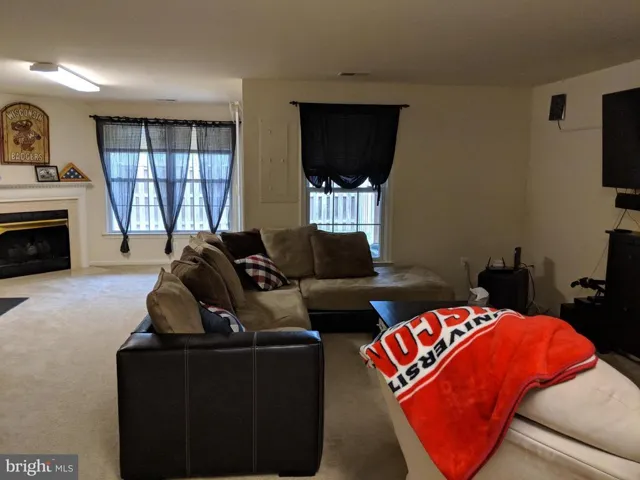 7683 Lavenham Lndg, Alexandria, Virginia 22315