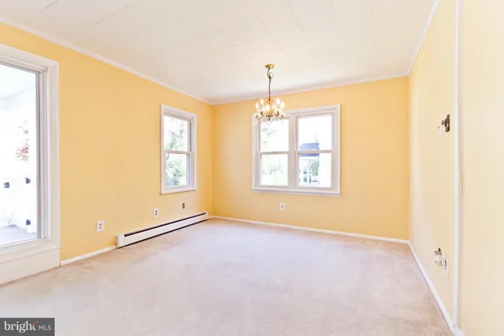 6632 Barrett Rd, Falls Church, Virginia 22042