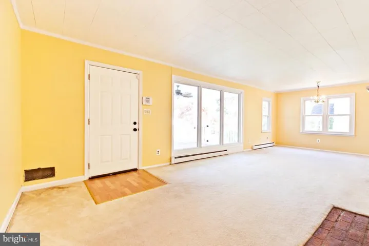 6632 Barrett Rd, Falls Church, Virginia 22042