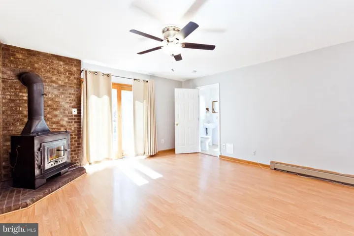6632 Barrett Rd, Falls Church, Virginia 22042