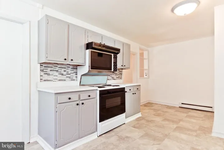 6632 Barrett Rd, Falls Church, Virginia 22042