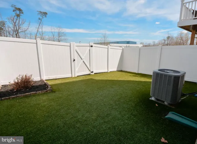 43604 White Cap Ter, Chantilly, Virginia 20152