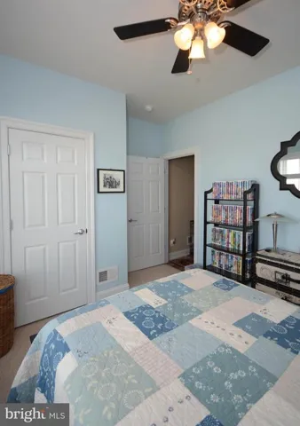 43604 White Cap Ter, Chantilly, Virginia 20152