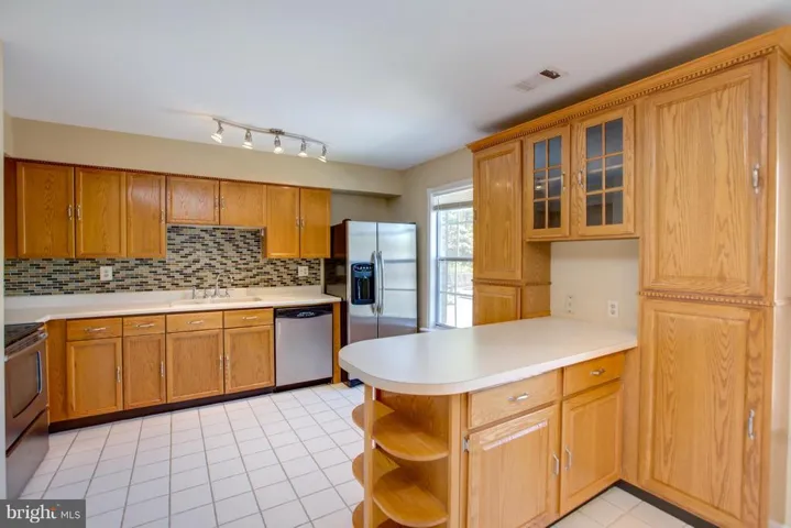 6023 Crocus Ct, Alexandria, Virginia 22310
