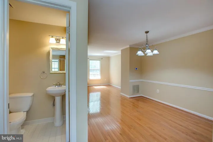 6023 Crocus Ct, Alexandria, Virginia 22310