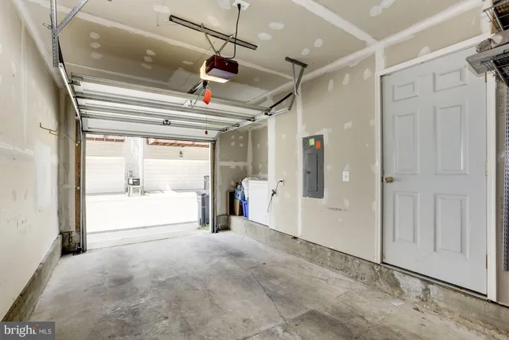 5018b Barbour Dr, Alexandria, Virginia 22304