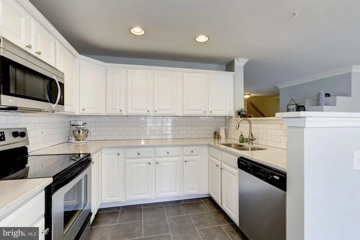 5018b Barbour Dr, Alexandria, Virginia 22304
