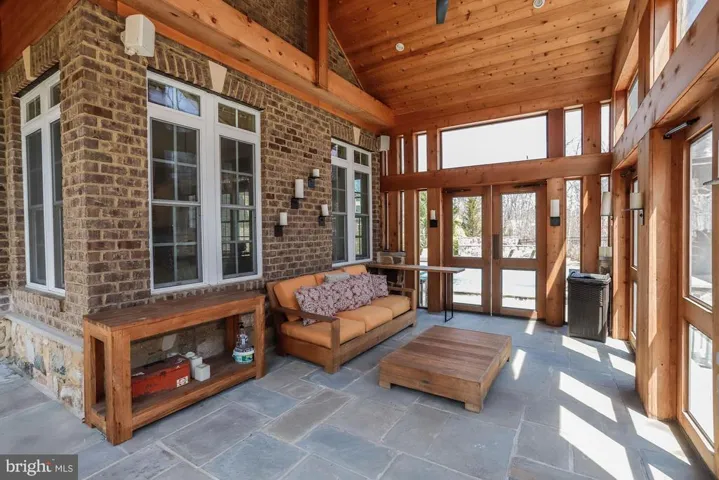 11716 Wood Thrush Ln, Potomac, Maryland 20854