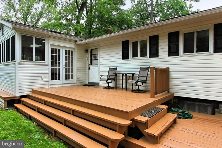 3438 Slade Run Dr, Falls Church, Virginia 22042
