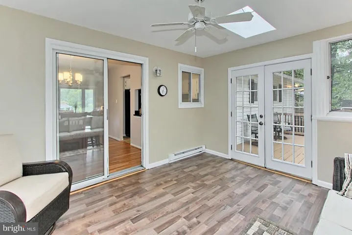 3438 Slade Run Dr, Falls Church, Virginia 22042