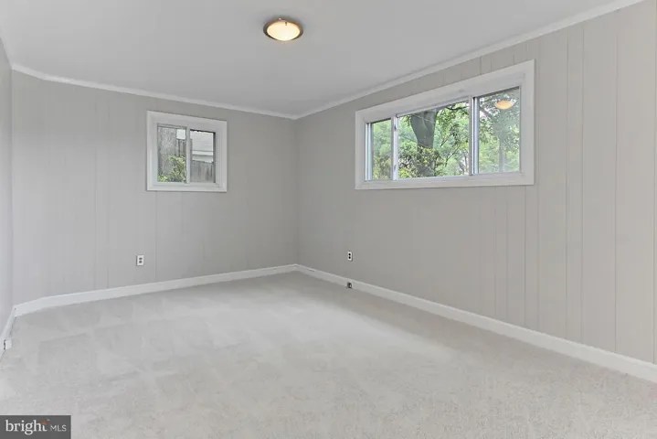 3438 Slade Run Dr, Falls Church, Virginia 22042