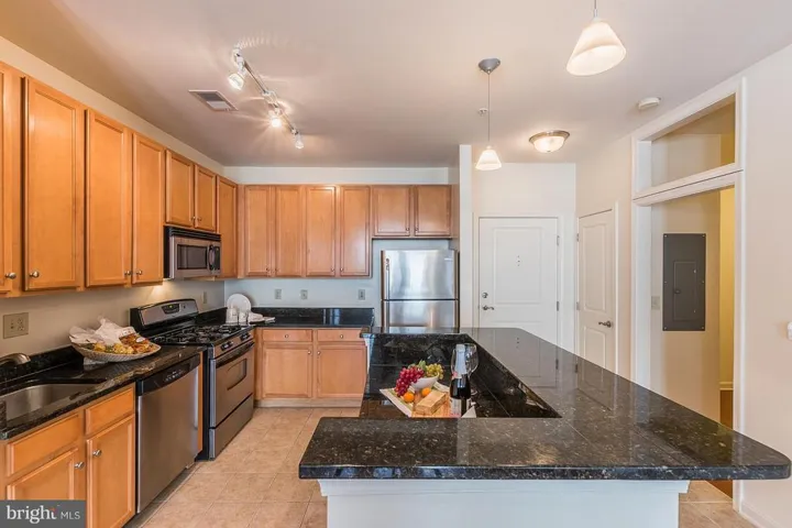 2665 Prosperity Ave #252, Fairfax, Virginia 22031