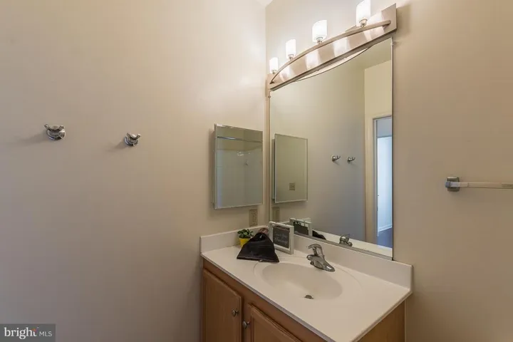 2665 Prosperity Ave #252, Fairfax, Virginia 22031