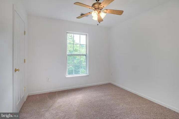 15564 Trisail Ct, Dumfries, Virginia 22025