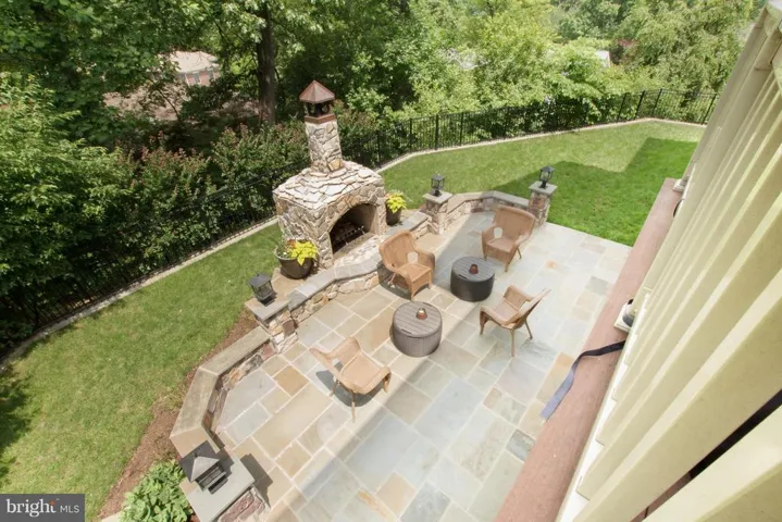 2332 Kenmore St N, Arlington, Virginia 22201