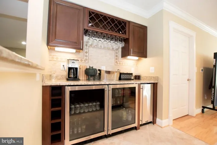 2332 Kenmore St N, Arlington, Virginia 22201